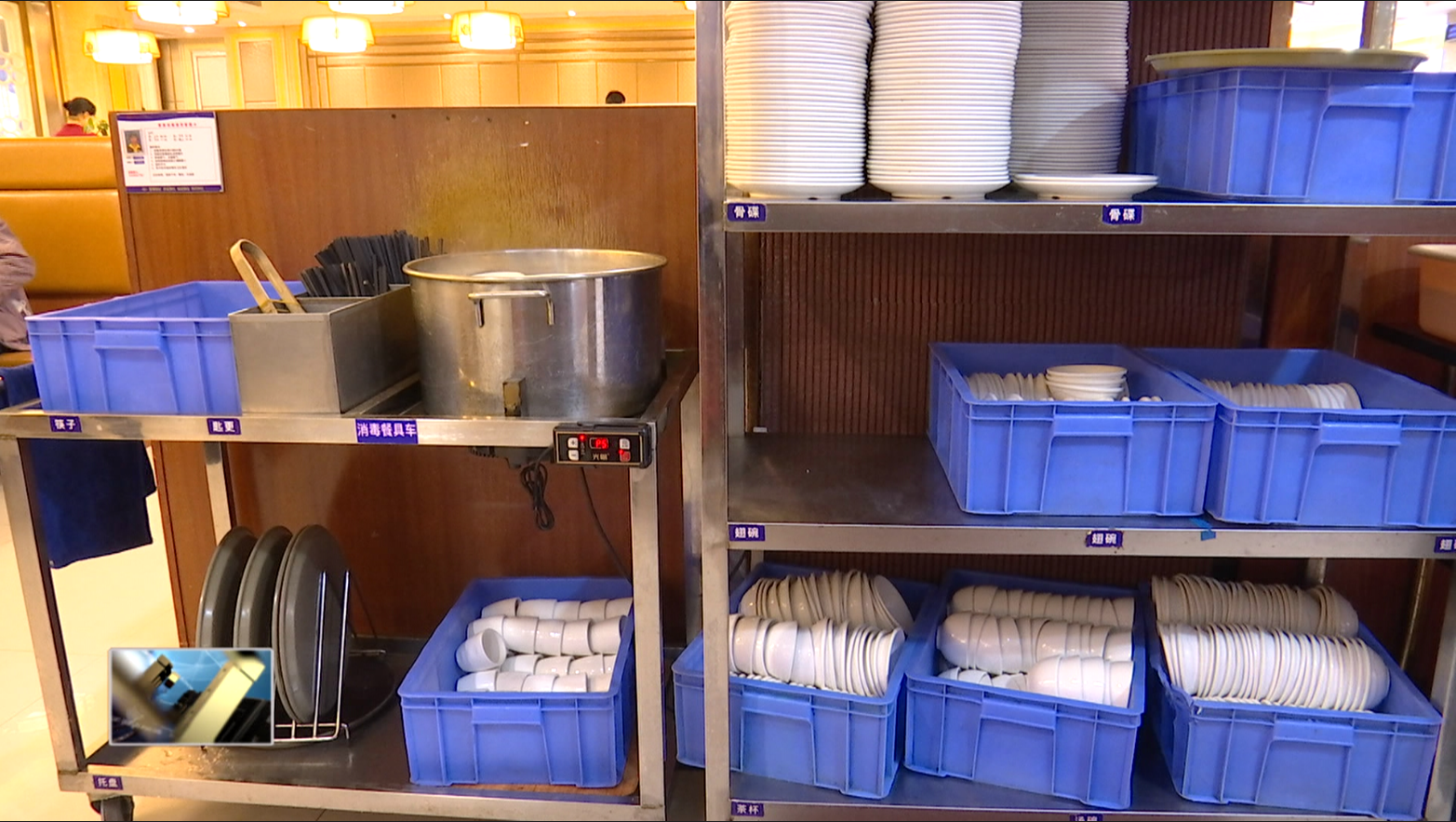 公筷公勺就餐成文明餐桌“新風(fēng)尚”