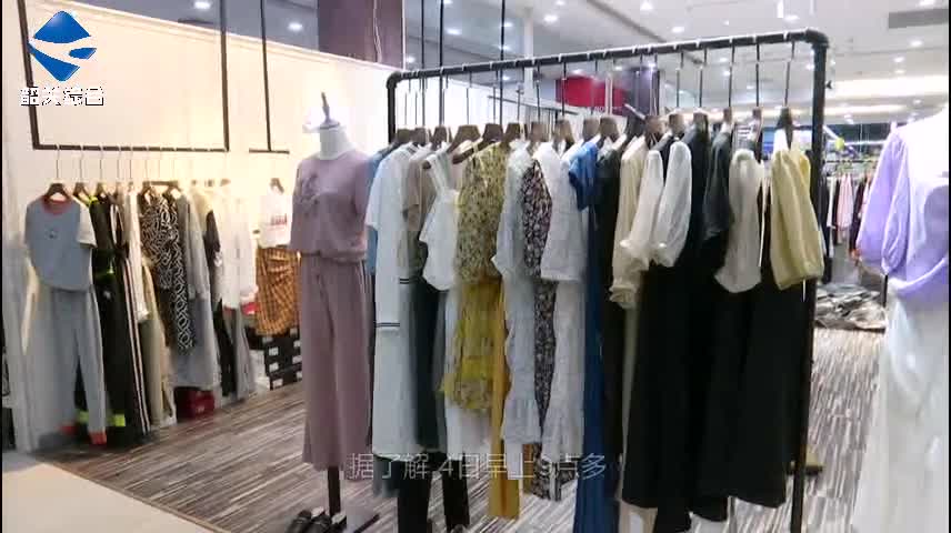 女子帶小孩行竊，沙洲尾多家服裝店“中招”