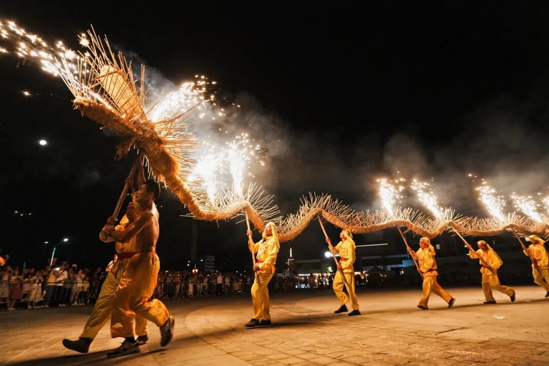 中秋韶關(guān)真會玩！真人NPC互動，沉浸式體驗創(chuàng)意玩法